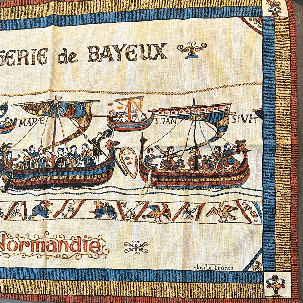 Josette France Tapisserie de Bayeux tea towel 28x18 - Picture 5 of 7
